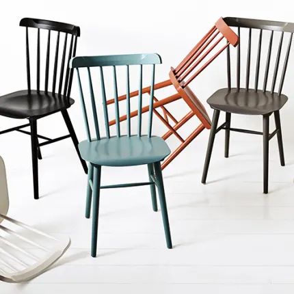 Woven Dining Chairs, Windsor Dining Chairs, Comfy Living Room Furniture, Windsor Chairs, Wrought Iron Patio Chairs, Farmhouse Dining Room, Diy Chair, Chair Decorations, Comfy Chairs