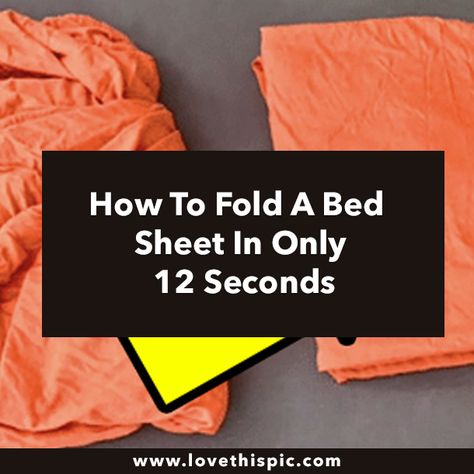 How To Fold A Bed Sheet In Only 12 Seconds How To Fold Fitted Sheets Video, Folding Flat Sheets, Folding Sheet Sets Together, Sheet Folding Hack, How To Fold A Fitted Sheet, How To Fold Sheets, Folding A Fitted Sheet, Sheet Folding, Life Hacks Videos