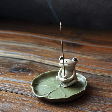 Incense Holder Ideas, Diy Incense Holder, Clay Incense Holder, Clay Incense, Garden Witch, Amanita Mushroom, Stick Incense, Ceramic Frogs, Incense Stick Holder