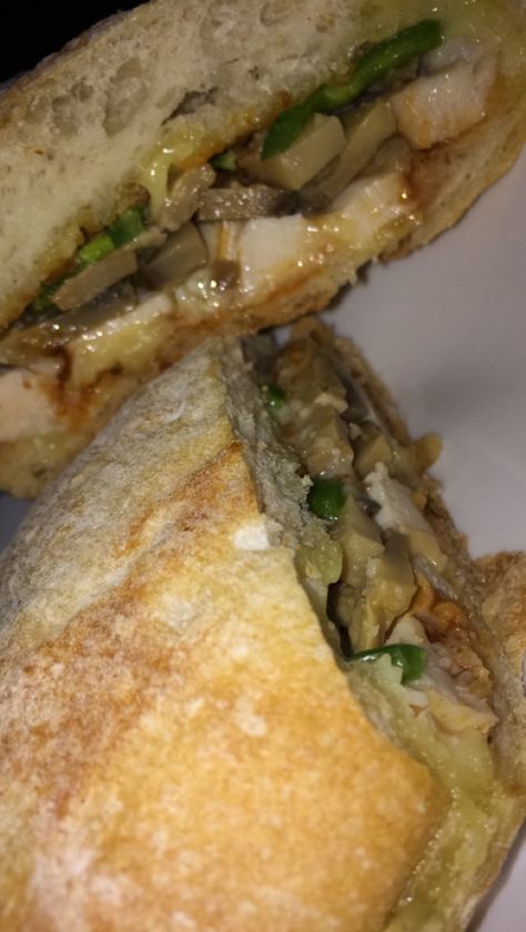 Artisanal sandwich stuffed with cheese, grilled chicken, mushrooms, sweet peppers & oh, did I say cheese already? Sandwich Snapchat Story, Artisanal Sandwich, Sandwich Snapchat, Sandwich Snap, Fast Food Pasta, Chicken Mushrooms, Food Pasta, Sweet Peppers, Drink Photography