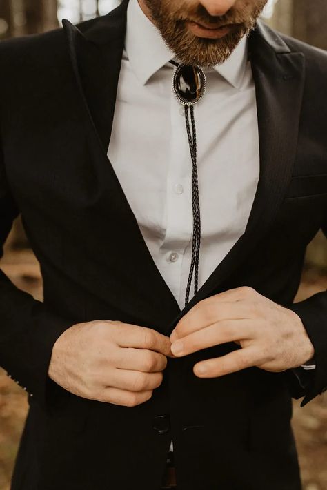 Punk Groom, Groomsmen Black Suit, Black Wedding Suit Groom, Alternative Groom Attire, Country Wedding Groomsmen, Black Wedding Suit, Raven Wedding, Alternative Groom, Groomsmen Black