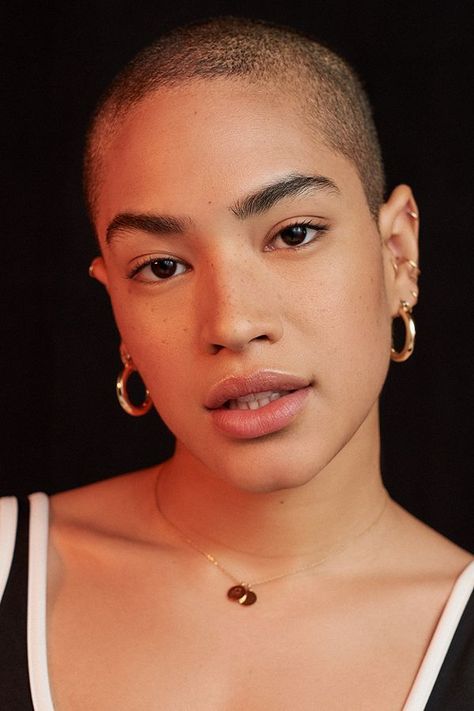 Hoop Earrings Short Hair, Short Hair Hoop Earrings, Short Hair Big Hoop Earrings, Photobooth Selfie, Buzzcut Girl Black Hair, Women’s Shaved Head, Hair Earrings, Shaved Heads, Earrings Outfit