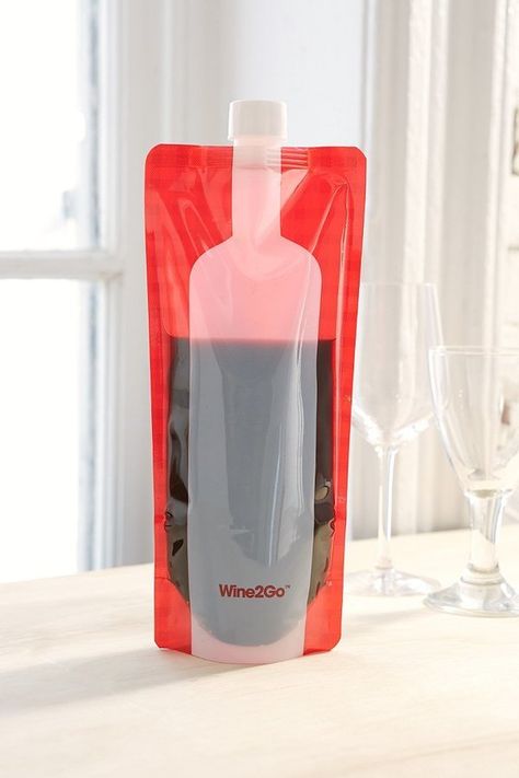 Urban Outfitters Wine2Go Foldable Wine Bottle Flask ($12) Florida Orange Juice, Wine Flask, Bottle Of Wine, Soft Plastic, Wine Making, Wine Cellar, Wine Lovers, Wine Tasting, Kitchen Gadgets