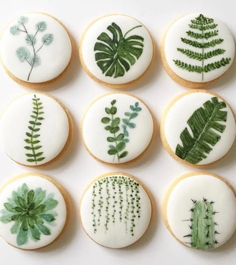 Decorated Cookies Summer Wedding Favors, Hand Painted Cookies, Paint Cookies, Tree Cakes, Cookie Inspiration, Flower Cookies, Cookies Decorated, Iced Cookies, Cookie Art