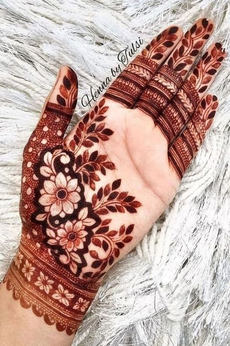 Front Hand Mehndi Design, Front Hand Mehndi, Mehndi Designs Simple, Front Mehndi Design, Floral Henna Designs, Hand Mehndi Design, Mehndi Designs Bridal Hands, Rose Mehndi Designs, Simple Mehndi Designs Fingers