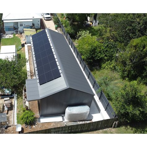 The Ultimate Multi-Purpose Shed! 🦾 This beauty isn’t just a car garage; it’s a fully-equipped photography studio, a productive office space, and it’s completely off-grid thanks to its sleek solar panels. Dimensions: 18L x 7W x 3.5H Colour: Monolith Amazing work from our Totalspan Toowoomba team! Who can? Totalspan! Garage Solar Panels, Building Integrated Photovoltaics, Solar Panel Farm, Productive Office, Ground Mounted Solar Panels, Monocrystalline Solar Panels, Car Garage, Off The Grid, Office Space