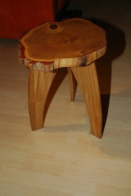 Tree-disc stool Tree Stumps, Tree Furniture, Tree Table, Tree Stump, Furniture Ideas, Table Furniture, Stools, Trunk, Tree Trunk