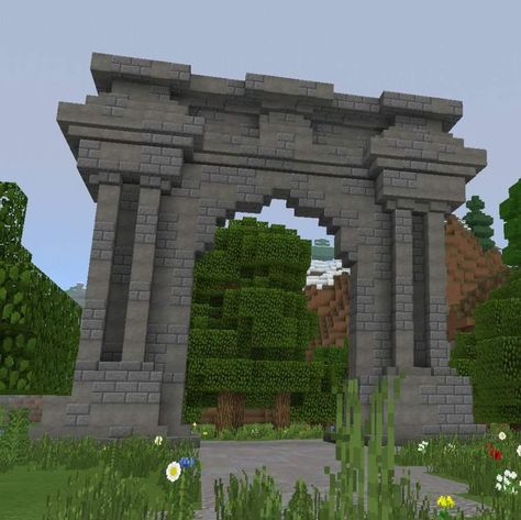 Archways Minecraft, Minecraft Arch, Minecraft Temple, Stone Entrance, Minecraft Castle Designs, Golden Arch, Minecraft City Buildings, Stone Archway, Minecraft Structures