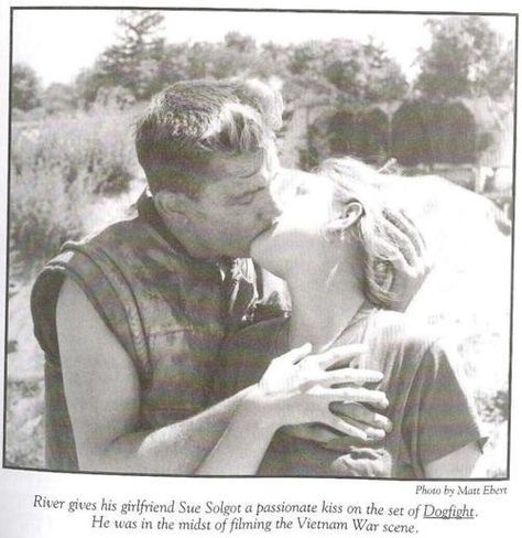 River and girlfriend Sue Solgot during the filming of Dogfight River Phoenix Girlfriend, Kim Basinger Now, Samantha Mathis, Lost River, River Phoenix, Hey Jude, Love U Forever, Joaquin Phoenix, Walk Of Fame