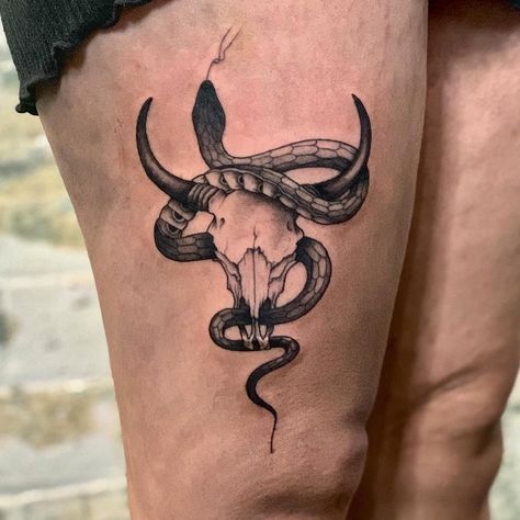 Bull Men Tattoo, Native Bull Skull Tattoo, Taurus Snake Tattoo, Bull And Snake Tattoo, Bull Skull And Snake Tattoo, Desert Snake Tattoo, Bull Skull Back Tattoo, Texas Bull Tattoo, Cow Skull Tattoo Men