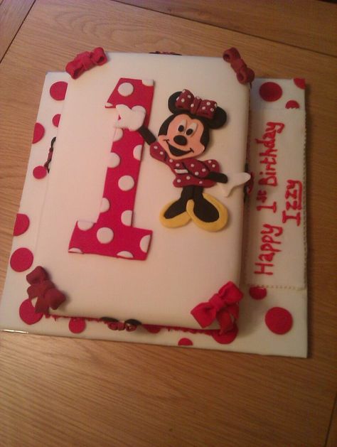 Minnie Mouse Cake Minnie Mouse Cake, Kids Cakes, Mouse Cake, Bday Cake, Happy 1st Birthdays, Cake Decor, Kids Cake, Cupcake Cakes, 1st Birthday