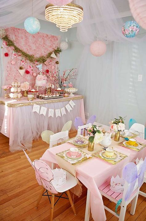 Girls Tea Party Birthday, Princess Tea Party Birthday, Tea Party Birthday Party, Kids Tea Party, Garden Kids, Fairy Tea Parties, Garden Tea Party, Girls Birthday Party Decorations, Princess Tea Party