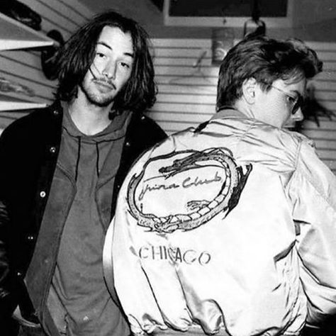 Keanu Reeves And River, River Phoenix Keanu Reeves, Keanu Reeves Young, Private Idaho, My Own Private Idaho, Keanu Charles Reeves, River Phoenix, Billy Idol, Indie Movies