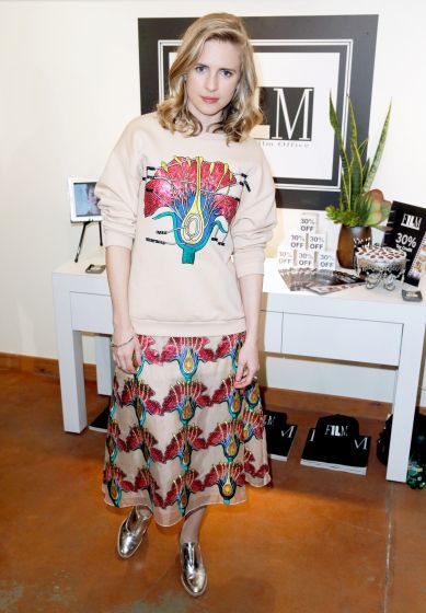 “Babylon” star Brit Marling makes for one beautiful botany lesson in this Christopher Kane ensemble. Skirt And Sweatshirt Outfit, Sweatshirt With Skirt, Sweatshirt And Skirt Outfit, Brit Marling, Swan Dress, Athleisure Trend, Sundance Film Festival, Metallic Shoes, Sundance Film