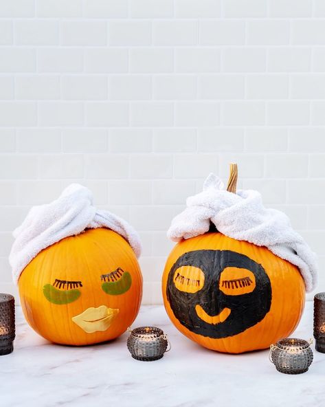 PUCA - PURE & CARE’s Instagram photo: “We decided to make a more relaxed type of pumpkin this year 🎃 Did you make one? We would love to see your creative pumpkins! Tag us or send…” Pumpkin Facial, Types Of Pumpkins, Expo Stand, Halloween Wishes, Halloween Beauty, Mary Kay Business, Creative Pumpkins, Fall Things, Scary Makeup