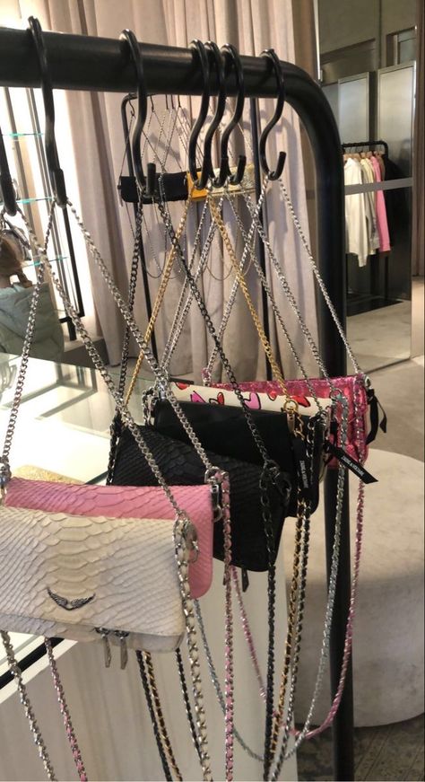 Super Rich Kids, Girly Bags, Pink Tote Bags, Fancy Bags, Rich Kids, Bags Aesthetic, Stockholm Fashion, Pretty Bags, Mode Inspo