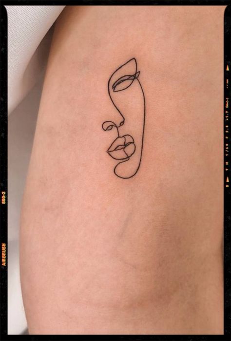 Fineline Face Tattoo, One Line Tattoo Woman Silhouette, One Line Tattoo Face, Little Women Tattoo Movie, Face Tattoo Minimalist, Tattoo Of Woman Faces, Women Fine Line Tattoo, One Line Tattoo Woman, Fine Line Face Tattoo