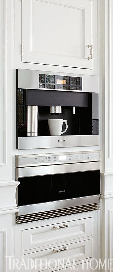 Miele built in espresso machine pantry Built In Coffee Maker, Pc Design, Home Coffee Stations, Real Estat, Classic Kitchen, Classic Kitchens, Espresso Maker, Coral Gables, Beautiful Kitchens