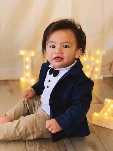 Baby Boy Suit Formal, Formal Boys Outfit, Boy Birthday Pictures, Baby Tuxedo, Good Morning Dear Friend, 1st Birthday Pictures, Classic Tuxedo, Baby Boy First Birthday