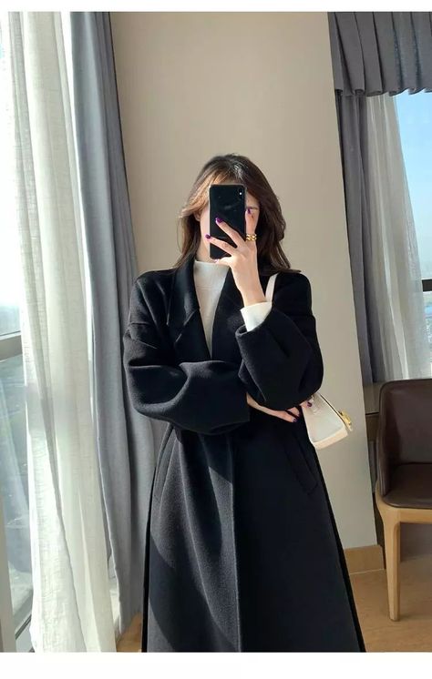 Black Coat Korean Outfit, Black Pea Coat Outfit, Korea Fits, Outfits For Cold Weather, Black Coat Outfit, Trendy Dress Styles, Long Coat Outfit, Women's Sash, Hijab Sport