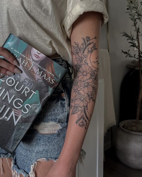 Fantasy Inspired Tattoo Sleeve, Book Tattoo Inspiration, With You Tattoo, Credence Book Tattoo, A Court Of Dreams Tattoo, Feyre Inspired Tattoo, Sarah J Maas Tattoo Sleeve, Book Series Tattoos, Throne Of Glass Tattoo Sleeve