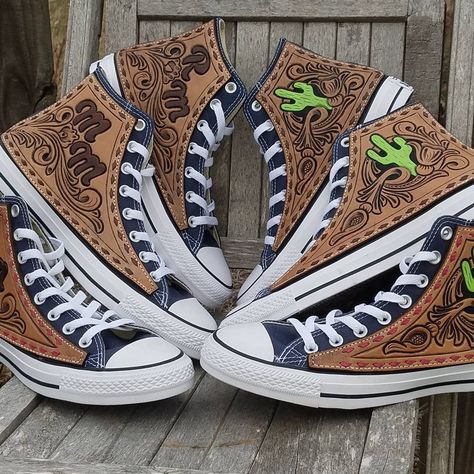 Converse hi tops that got a shot of buckshot cool. #buckshot #converse #cowgirl #shoes #cowgirlfashion Western Converse, Cowgirl Shoes, Converse Hi, Casual Country Outfits, Western Shoes, Western Stuff, Leather Converse, Leather Designs, Hi Top