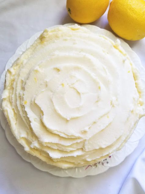 Mascarpone Frosting Recipe, Chocolate Meringue Pie, Lemon Mascarpone, Mascarpone Recipes, Mascarpone Frosting, Food Recipes Easy, Chocolate Meringue, Lemon Frosting, Running Mom