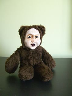 Scary Teddy Bear, Creepy Pokemon, Creepy Stuffed Animals, Creepy Cute Fashion, Resin Face, Clay Bear, Creepy Toys, Baby Teddy Bear, Toy Sculpture