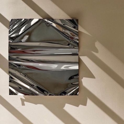 Chrome Sculpture Metal Sculpture. Convex Mirror. Wall - Etsy Chrome Artwork, Sculpture Mirror, Mirror Wall Design, Mirror Sculpture, Concave Mirror, Silver Artwork, Copper Artwork, Concave Mirrors, Metal Art Wall