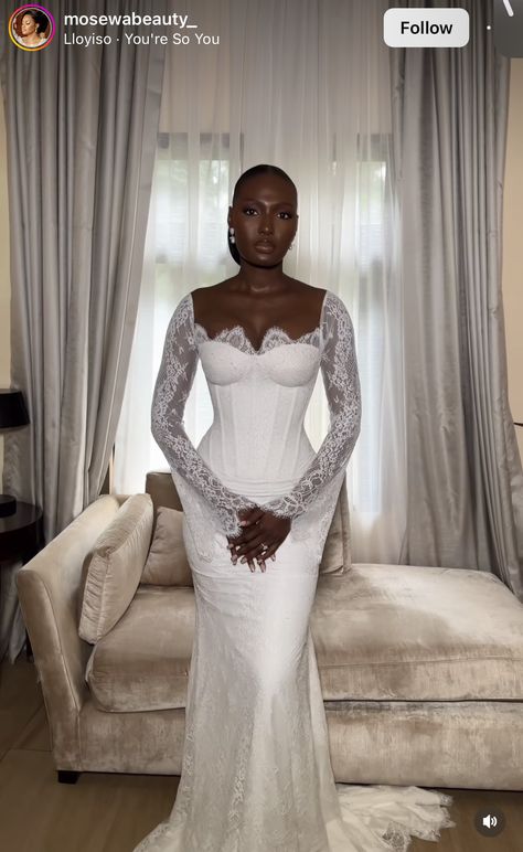 Bridal Gowns Black Women, Nigerian White Wedding Dresses, White African Wedding Dress, Court Wedding Dress, Bride Reception Dresses, Black Brides, Glam Wedding Dress, Brides Room, Court Wedding