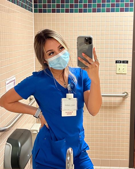 Healthcare Worker Aesthetic, Nurse Anesthetist Aesthetic, Nurse Selfie, Blue Nursing Aesthetic, Nice Nurse Aesthetic, Aesthetic Nurse Pics, Blue Scrubs Aesthetic, Pregnant Nurse Aesthetic, Crna Nurse Anesthetist