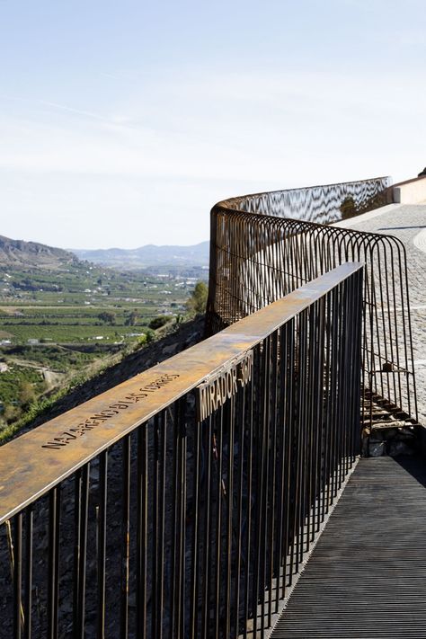 Metal Walkway, Ancient Village, Architectural Competition, Southern Spain, Lan Can, Stone Path, Ideas Casa, Paving Stones, Interesting History