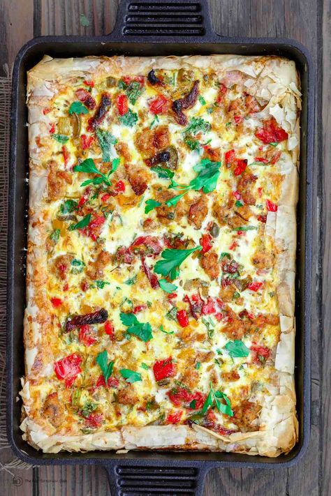 Italian Brunch, Strata Recipes Breakfast, Breakfast Energy, Strata Recipe, Italian Eggs, Strata Recipes, Breakfast Strata, The Mediterranean Dish, Italian Breakfast