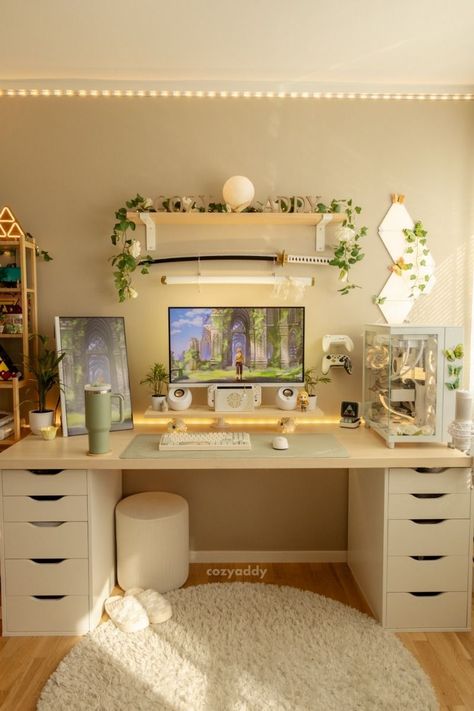 Gaming Pc Minimalist, Bed Over Desk Small Bedrooms, Aesthetic Desks Ideas, Kawaii Desk Aesthetic, Asthetic Desk Ideas, Desk Setup Aesthetic Gaming, Cozy White Office, Cute Tv Setup, Aesthetic Office Setup