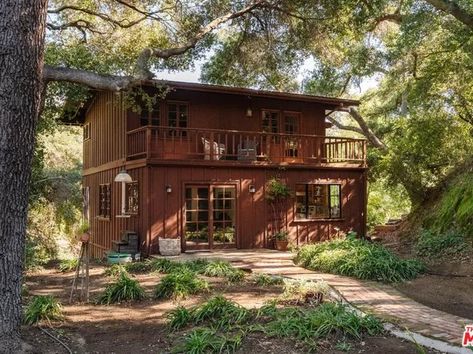 1435 Topanga Skyline Dr, Topanga, CA 90290 | MLS #24-346297 | Zillow Topanga Canyon Home, Canyon Aesthetic, Brick Pathway, Topanga Canyon, Daisy Jones, Woodland Hills, Hippie Vibes, Stately Home, Spacious Living Room