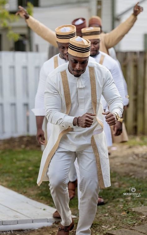 Kente Kaftan For Men, Groomsmen Traditional Attire African, Nigerian Men Wedding Attire, Wedding Kaftan For Men, Nigerian Groomsmen Attire, African Groomsmen Attire, Nigerian Men Fashion Traditional Wedding, African Men Wear, African Wedding Attire