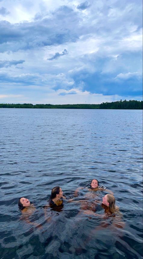 Lake City Minnesota, Lake Mom Aesthetic, Summer In Minnesota, Cottage Lake Aesthetic, Lake Vibes Aesthetic, Lake Party Aesthetic, Minnesota Summer Aesthetic, Adirondacks Aesthetic, Muskoka Aesthetic