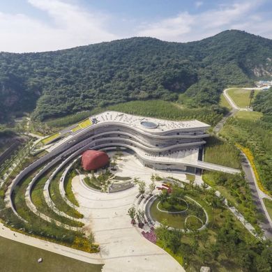 Healing Garden, Landscape Architecture Design, Green Architecture, Architecture Awards, Architecture Design Concept, Organic Architecture, Nanjing, Zaha Hadid, Architecture Exterior