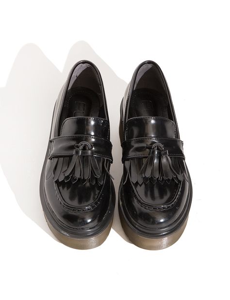 Black Tassel Platform Loafers - Tassel Doc Martens - Style Doc Martens, Doc Martens Loafers, Martens Outfit, Doc Martens Style, Martens Style, Loafers Outfit, Doc Martens Boots, Army Boots, Chunky Loafers