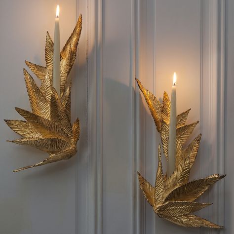 Discover the best golden decor ideas for a luxurious interior. Discover more at  luxxu.net Michele Oka Doner, Dagobert Peche, Wall Sconces Living Room, Golden Decor, Sconces Living Room, Golden Wall, Rustic Wall Sconces, Deco Luminaire, Sconces Bedroom