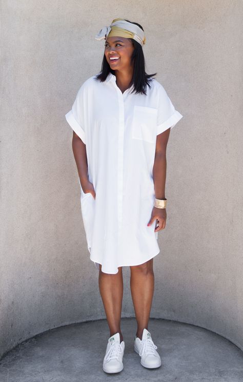 Effortless summer look: Basic shirtdress with white sneaker and headwrap. White Dress Outfit, Style Staples, All White Outfit, Dress For Summer, Holiday Wardrobe, Basic Shirts, White Shirt Dress, Summer Look, Summer Ready