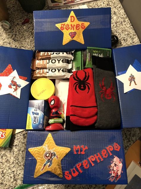 Spider Man Birthday Gift Ideas, Spiderman Gift Basket, Marvel Gift Ideas, Handmade Gifts For Bf, You Are My Superhero, Marvel Gift, Regalos Ideas, Spiderman Gifts, My Superhero