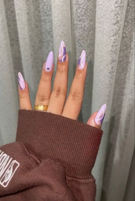 Swirly Nail Designs Purple, Purple Simple Nails Acrylic, Fun Lavender Nails, Purple Wavy Nails, Dark And Light Purple Nails, Purple Wave Nails, Summer Acrylic Nails Purple, White Nails With Purple Design, Pastel Purple Nails Aesthetic