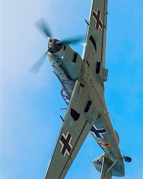 Ww2 Fighter Planes, Luftwaffe Planes, Wwii Fighter Planes, Wwii Airplane, Bf 109, Messerschmitt Bf 109, Airplane Fighter, Wwii Fighters, Wwii Plane