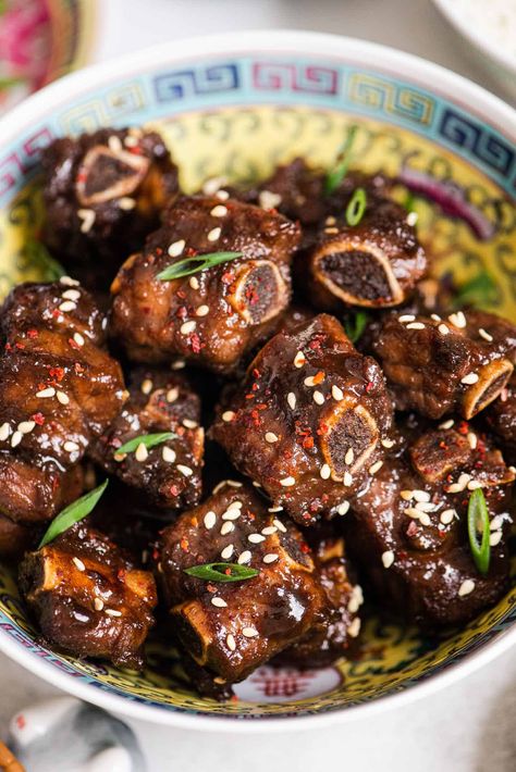 Sweet And Sour Marinade, Sweet And Sour Ribs, Chinese Ribs, Rib Meat, Short Ribs Recipe, Spicy Beef, Spare Ribs, Beef Ribs, Rib Recipes