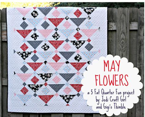 Flowers Quilt Pattern, Pineapple Quilt Pattern, Free Quilt Tutorials, Flowers Quilt, Fat Quarter Quilt Pattern, Trendy Sewing Patterns, Spring Quilts, Fat Quarter Quilt, Crazy Patchwork