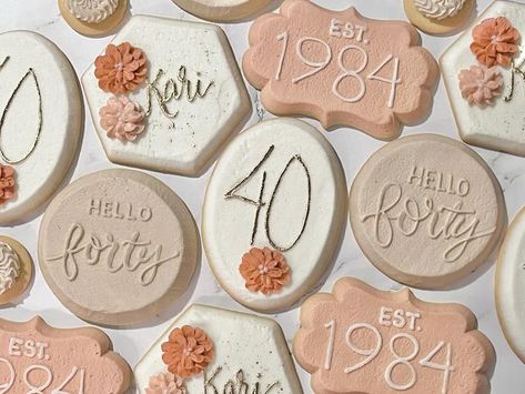 Sweeties Bakery on Instagram: "40th birthday set 🤍  Click link in my bio for basic pricing and FAQs. Text 701-770-9940 to order, or dm through instagram. (No Facebook dms) ❤️Wendy  #40thbirthdaycookies #40thbirthdaysweeties" 40 Birthday Cookies Women, 40th Bday Cookies, 40th Birthday Cookies Decorated, 40th Birthday Sugar Cookies, 40 Birthday Cookies, 40th Birthday Cookies Women, 40th Cookies, 40th Birthday Cookies, Decorator Cookies