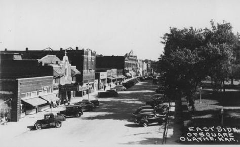 Town Square, Olathe, Kansas  1940-1945 Olathe Kansas, Future Man, City Pictures, Town Square, Kansas State, Interesting Places, Birthday Board, Historical Pictures, Local Area