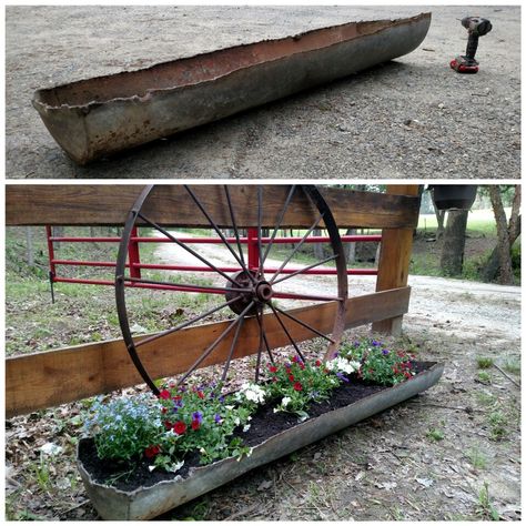 Feed Trough Planter, Rustic Flower Bed Ideas, Country Flower Beds, Horse Trough Planter, Planters With Flowers, Flower Trough, House Outside Decor, Farmhouse Outside, Horse Trough