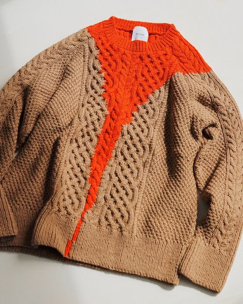 Knitwear Details, Knitwear Trends, Knitwear Inspiration, Crochet Weaves, Knitted Wit, Knitwear Fashion, Men's Knit, Knitwear Design, Knit Or Crochet